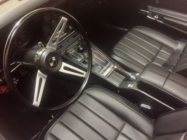 1971 Orange Chevrolet Corvette Coupe