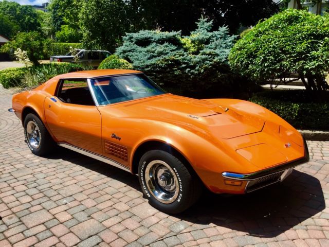 1971 Orange Chevrolet Corvette Coupe