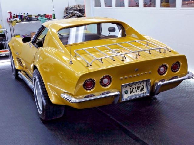 1971 War Bonnet Yellow Chevrolet Corvette Coupe