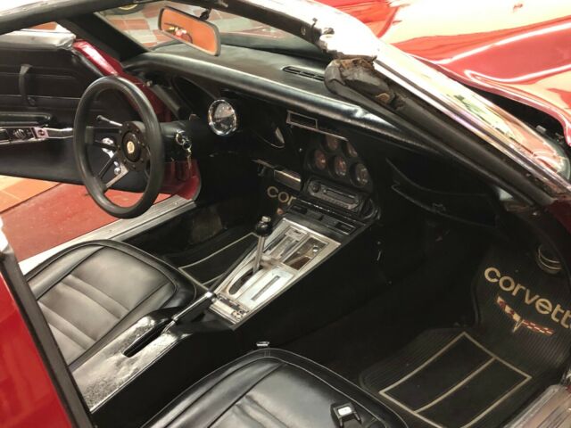 1971 Burgundy Chevrolet Corvette Coupe