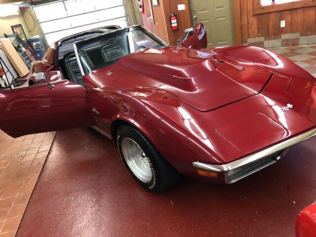 1971 Burgundy Chevrolet Corvette Coupe