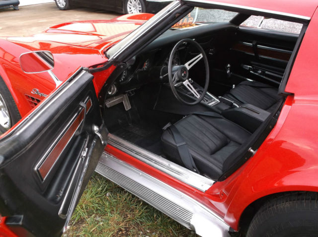 1971 Red Chevrolet Corvette Sting Ray