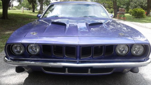 1971 PLUM CRAZY PURPLE Plymouth Barracuda