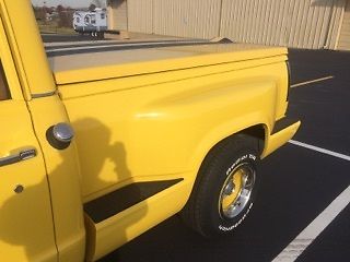 1971 Yellow Chevrolet C-10 Truck