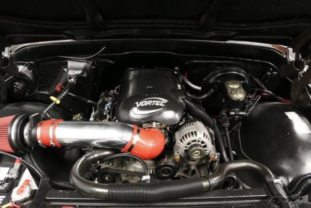 1971 Silver GMC Suburban