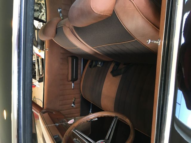 1971 Black Oldsmobile Cutlass Coupe