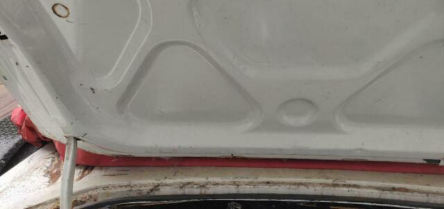 1971 White Dodge Dart