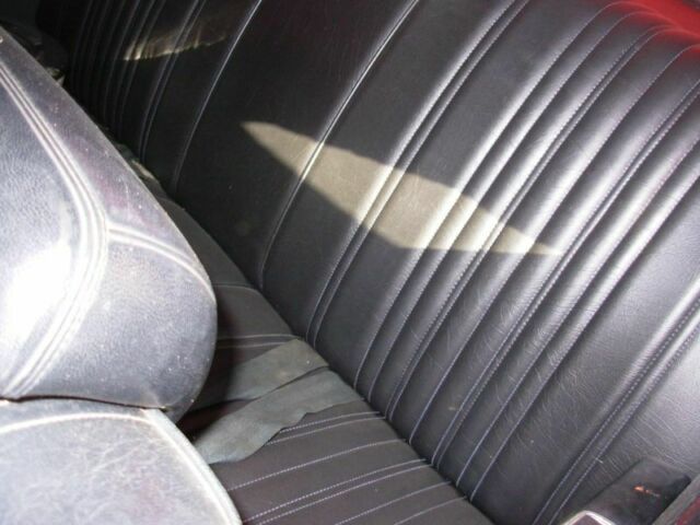 1971 White Dodge Dart