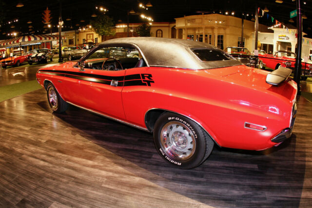 1971 Red Dodge Challenger Coupe