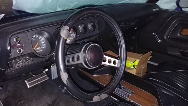 1971 Purple Dodge Challenger Coupe