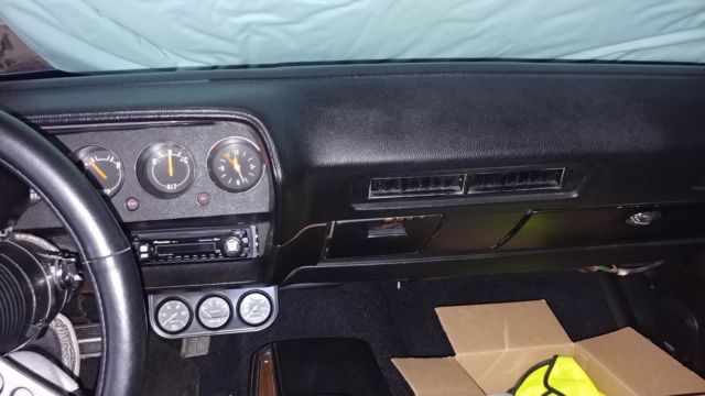 1971 Purple Dodge Challenger Coupe