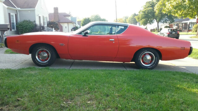 1971 Orange Dodge Charger Coupe