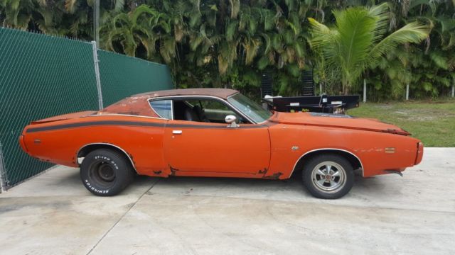 1971 Orange Dodge Charger Coupe