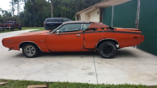 1971 Orange Dodge Charger Coupe