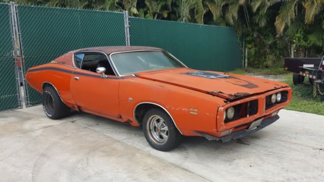 1971 Orange Dodge Charger Coupe