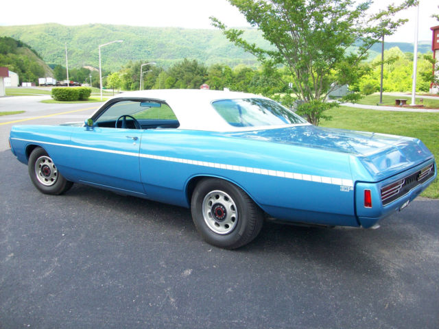 1971 blue Dodge Polara Coupe