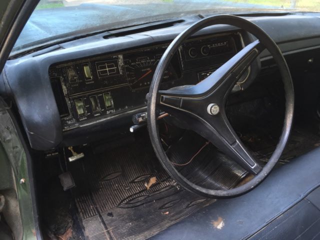 1971 Green Dodge Polara Sedan