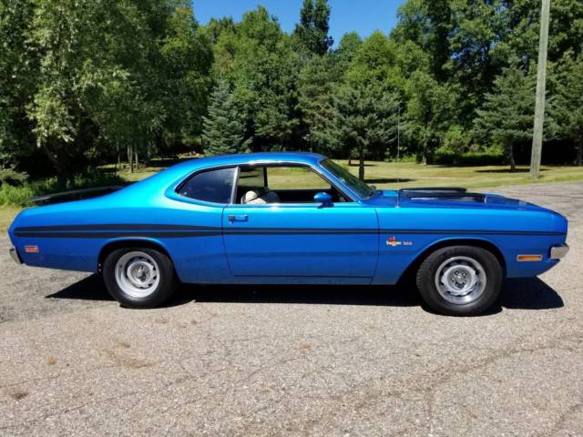 1971 Blue Dodge Dart Coupe