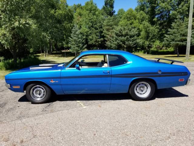 1971 Blue Dodge Dart Coupe