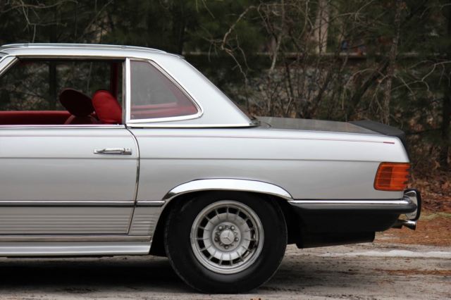 1971 Silver Mercedes-Benz SL-Class roadster