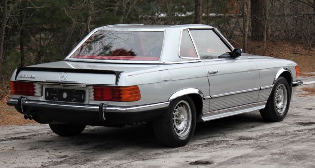 1971 Silver Mercedes-Benz SL-Class roadster