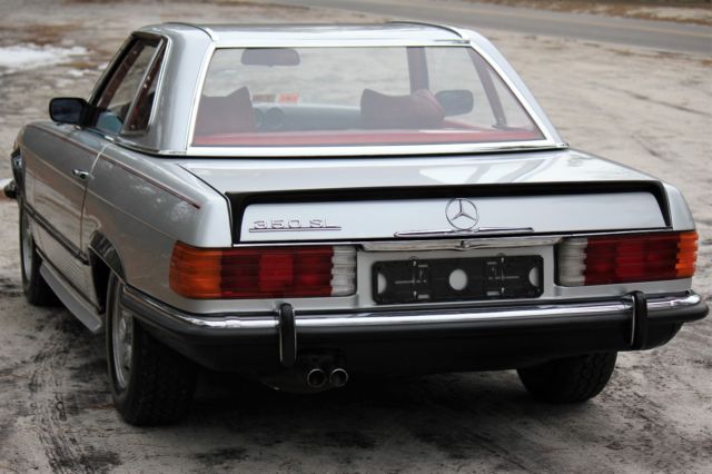 1971 Silver Mercedes-Benz SL-Class roadster