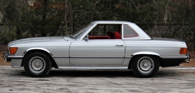 1971 Silver Mercedes-Benz SL-Class roadster