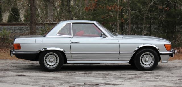 1971 Silver Mercedes-Benz SL-Class roadster