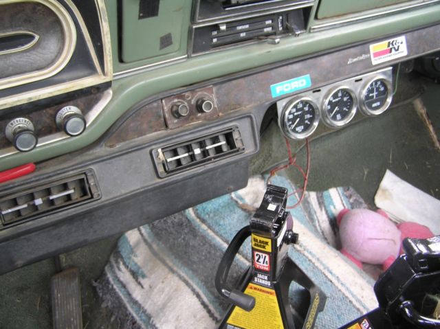 1971 Green Ford F-100 pick up