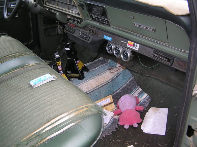 1971 Green Ford F-100 pick up