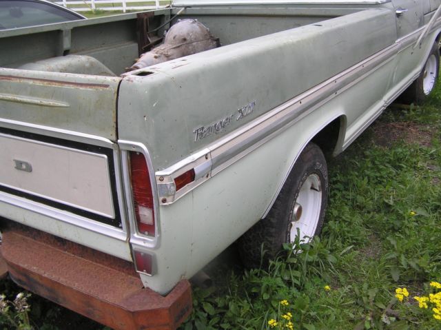 1971 Green Ford F-100 pick up