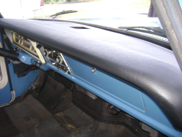 1971 Blue and White Ford F-250 Standard Cab Pickup