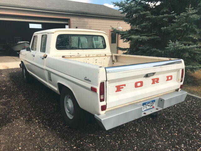 1971 White Ford F-250 Crew Cab Pickup