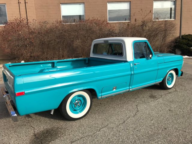 1971 Swiss Aqua Ford F-100