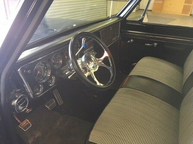 1971 Black Chevrolet C-10