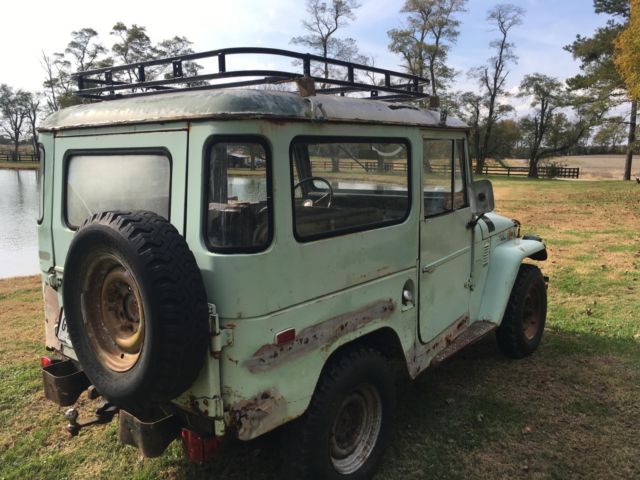 1971 Green Toyota Land Cruiser SUV