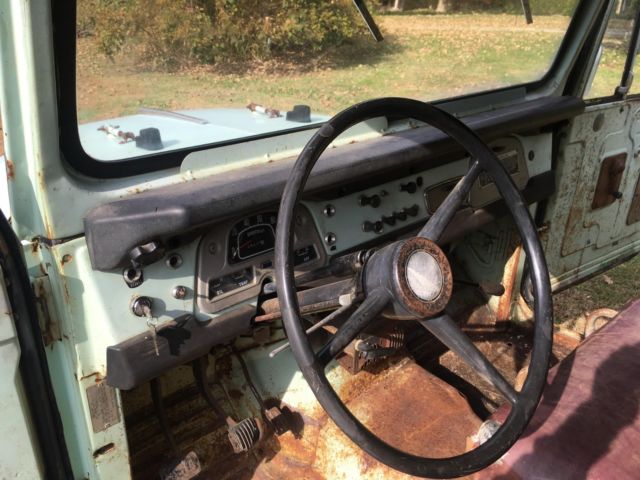 1971 Green Toyota Land Cruiser SUV