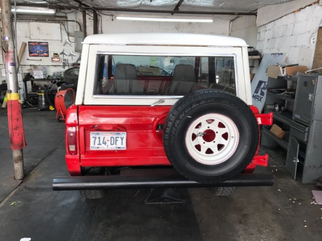 1971 Red Ford Bronco