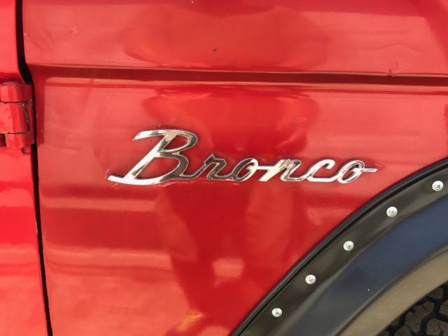 1971 Red Ford Bronco