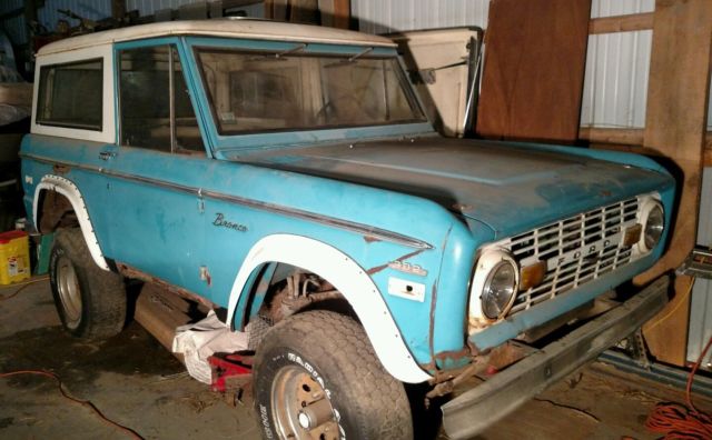 1971 Orange Ford Bronco