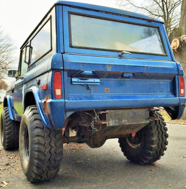 1971 Blue Ford Bronco Wagon