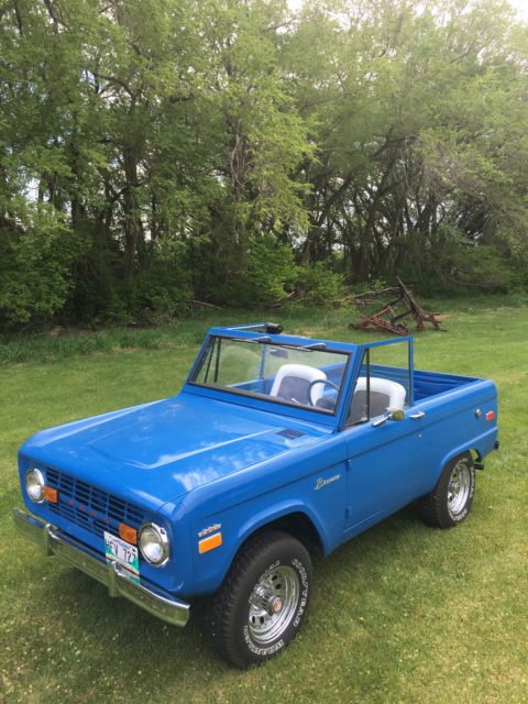 1971 Blue Ford Bronco