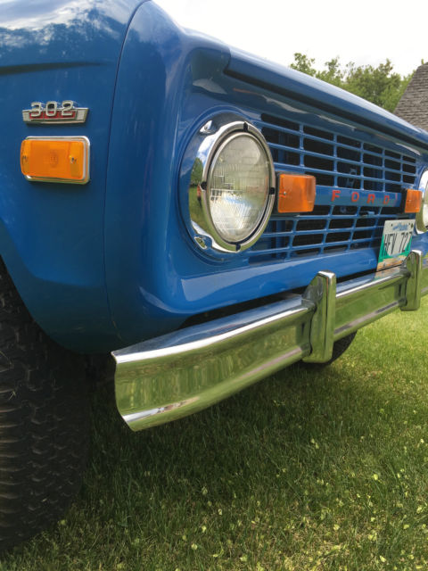 1971 Blue Ford Bronco