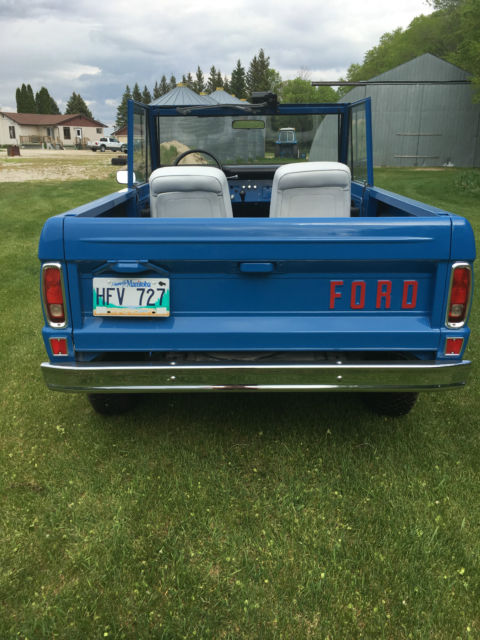 1971 Blue Ford Bronco