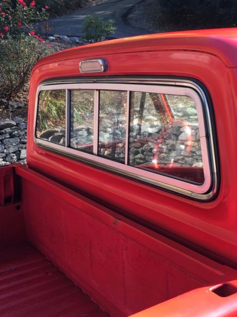 1971 Red Ford F-100 Regular cab