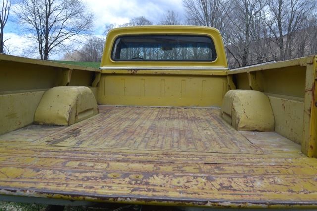 1971 Gold Ford F-100 Standard Cab Pickup 8 Foot Bed
