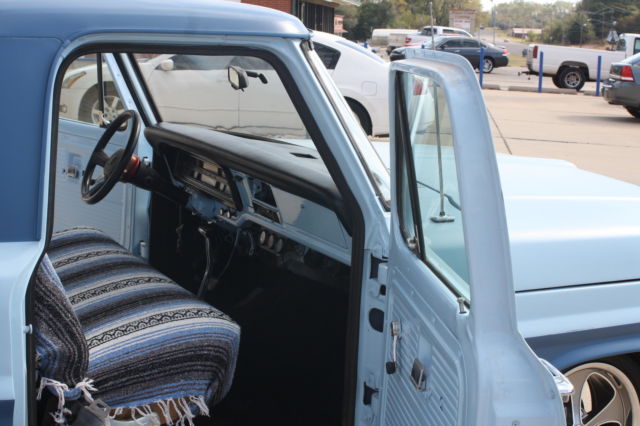 1971 Blue Ford F-100