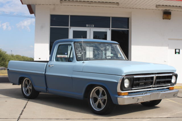 1971 Blue Ford F-100