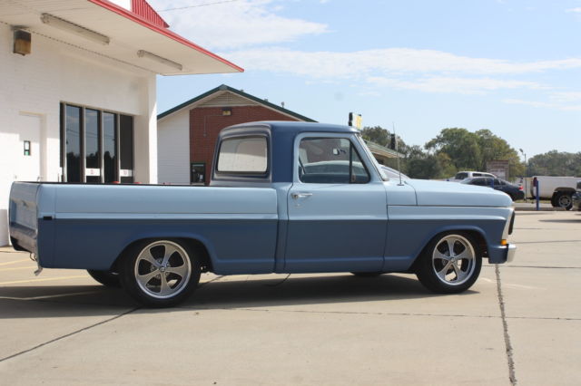 1971 Blue Ford F-100