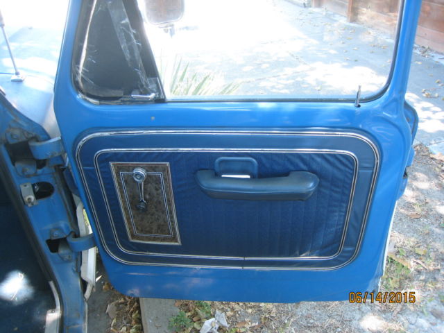 1971 blue/White Ford F-100 Standard Cab long Bed Ford F100 Pickup Truck